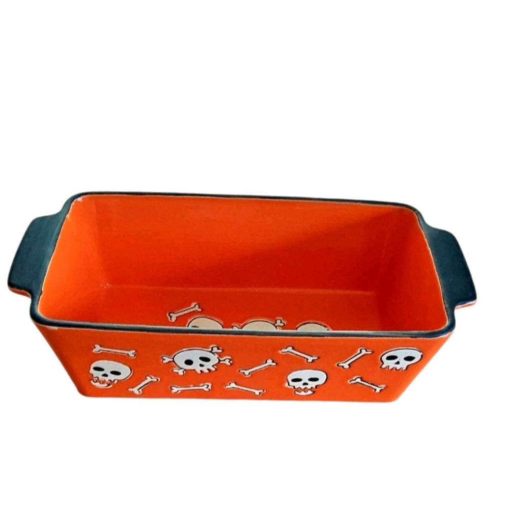 Skull & Bones Bread Pan Baking Dish Halloween Fall Spooky New Fig & Fern